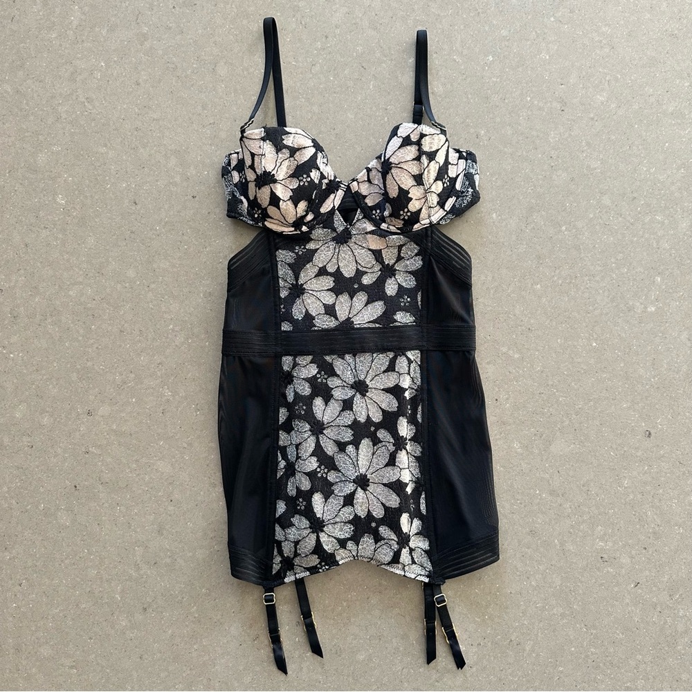 Victoria’s Secret Floral Lingerie 34B